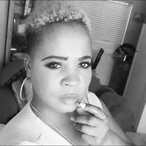 Meet your Posher, Claire